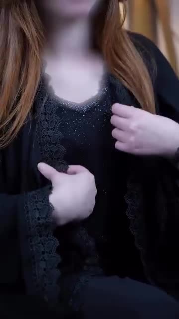 ActoStore essential abaya worn, lace sleeve detail